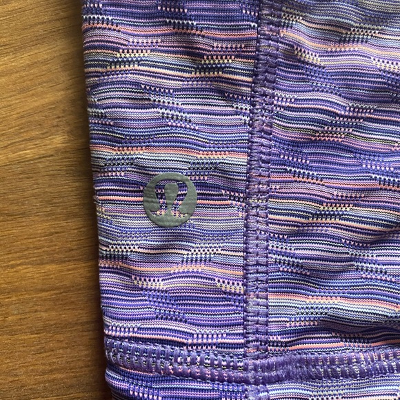 Lululemon bike shorts - Size 8 - Picture 4 of 4